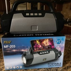 Boombox wireless